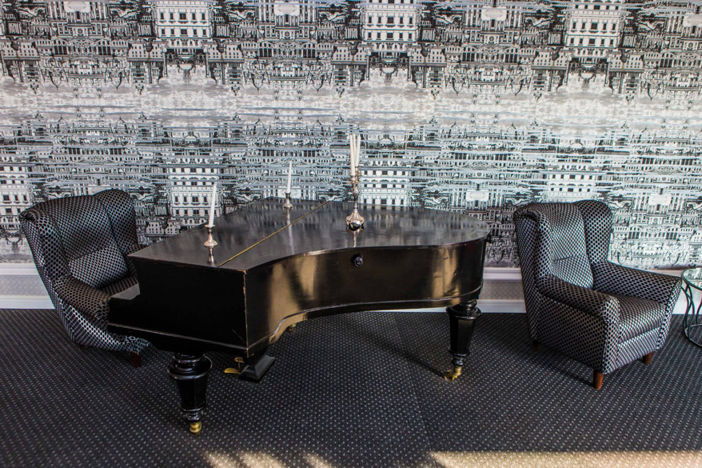 American Ballroom Pipera