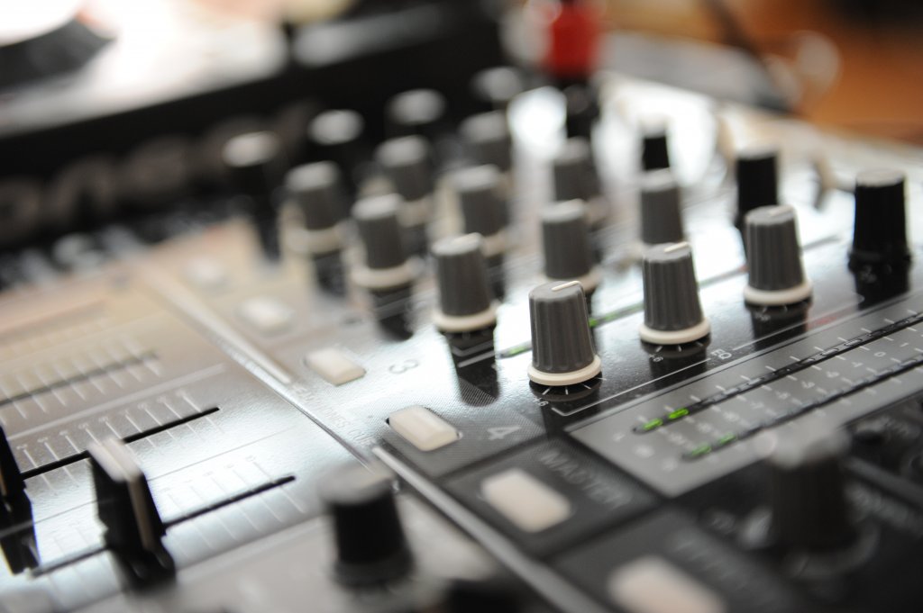 Dj Alin Krausz