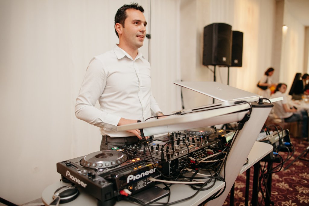 Dj Alin Krausz
