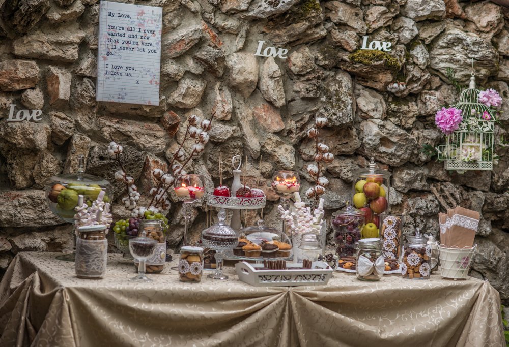 Almira Events