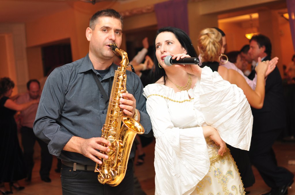 Focus Show & Angela Barjovianu