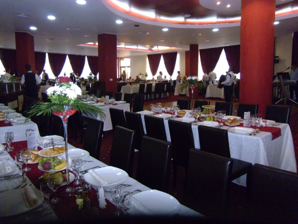 Restaurant Ambiance
